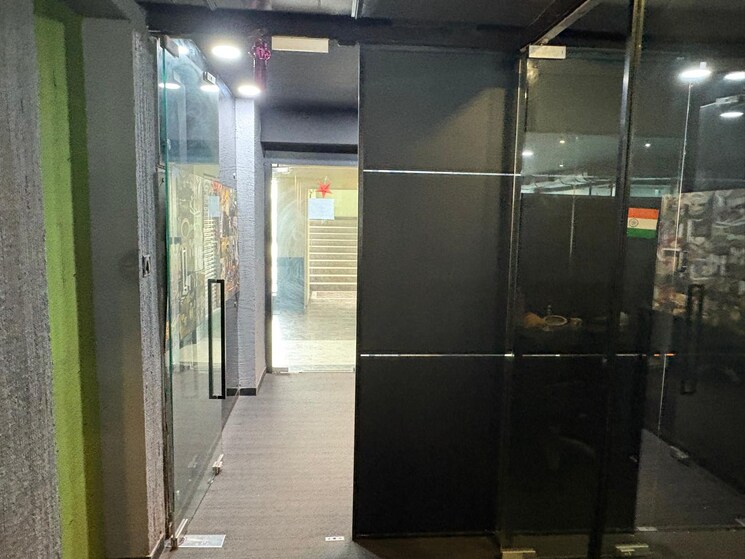 Other, jai-antariksha Commercial Office Space 1600 Sq.Ft. In Andheri East Mumbai 9620344