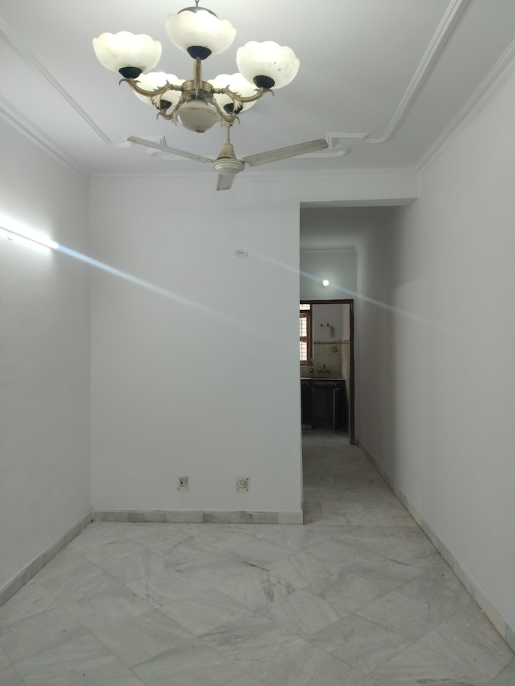 Room, ashoka-enclave-3 2 Bedroom 1050 Sq.Ft. Builder Floor In Sector 35 Faridabad 9620360