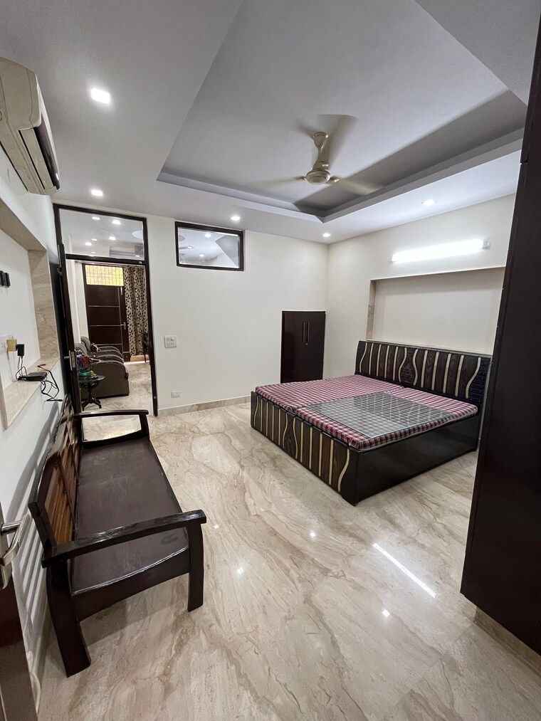 Living Room, k-block-central-square-awasiya-vikas-samiti 2 Bedroom 1000 Sq.Ft. Builder Floor In Kalkaji Delhi 9620405
