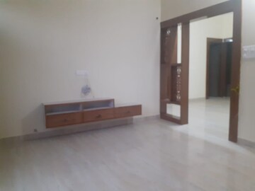 Room in 2 BHK Independent House at Aerocity – for Rent
