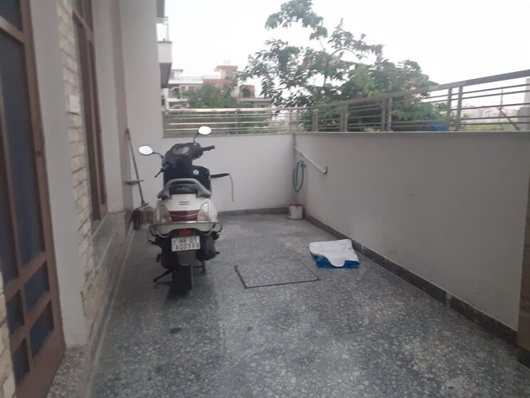  Parking, aerocity 2 Bedroom 2000 Sq.Ft. Independent House In Aerocity Mohali 9620445