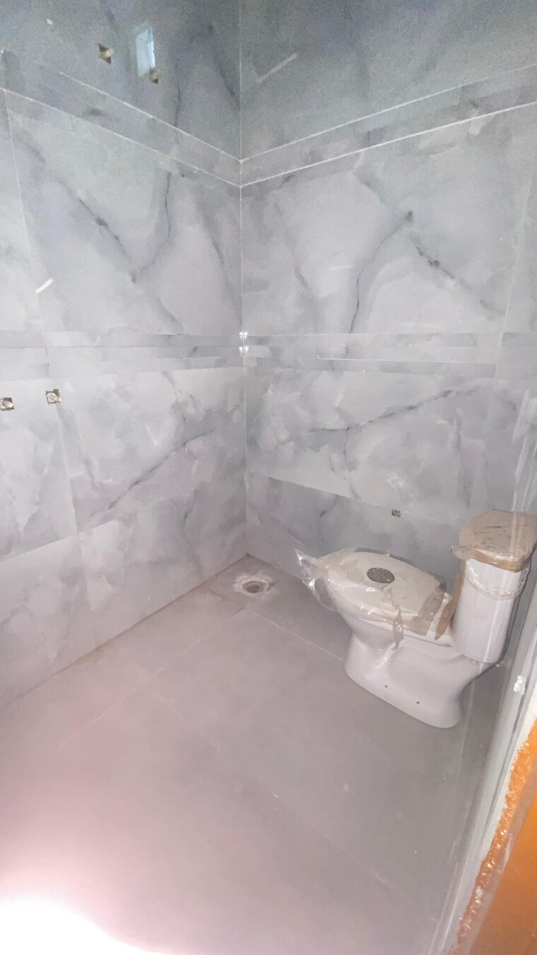 Bathroom, aerocity 2 Bedroom 2000 Sq.Ft. Independent House In Aerocity Mohali 9620445