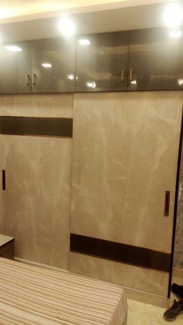 Bedroom in 3 BHK Apartment at Parker White Lily, Sector 8 – for Rent