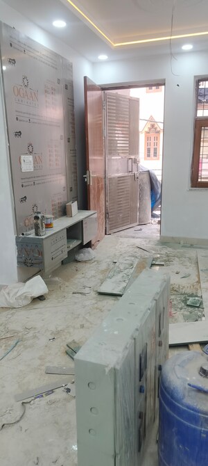 Living Room in 2 BHK Apartment at Janakpuri – for Rent