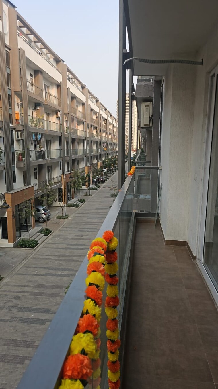 Balcony, smart-world-gems 3.5 Bedroom 1496 Sq.Ft. Builder Floor In Sector 89 Gurgaon 9620505