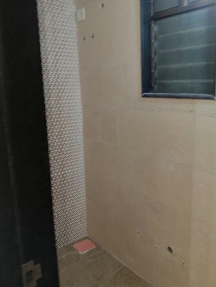 Bathroom, bhoomi-samarth 1 Bedroom 369 Sq.Ft. Apartment In Goregaon East Mumbai 9620580