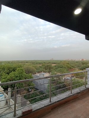 Balcony in 1 BHK Apartment at Saket – for Rent