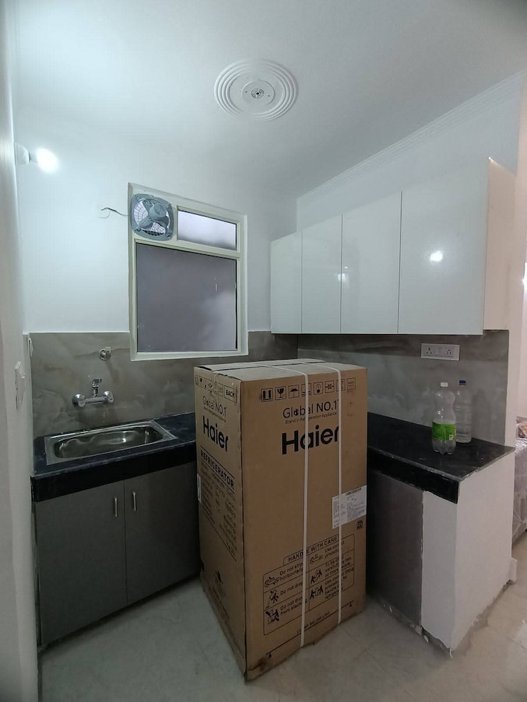 Kitchen, saket 1 Bedroom 500 Sq.Ft. Apartment In Saket Delhi 9620515