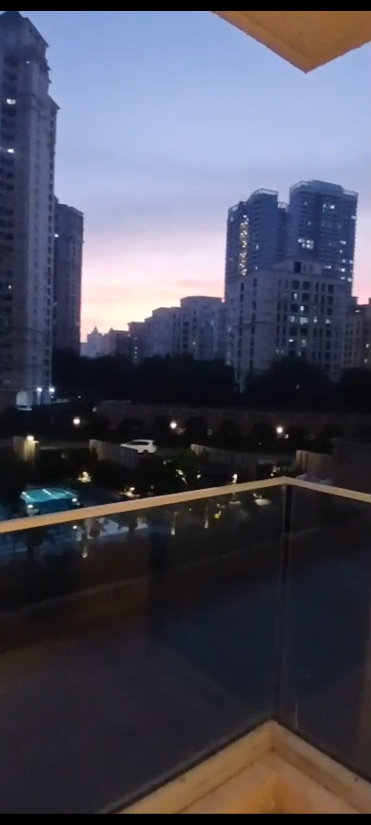 Swimming Pool, hiranandani estate 3 Bedroom 1400 Sq.Ft. Apartment In Hiranandani Estate Thane 9620590