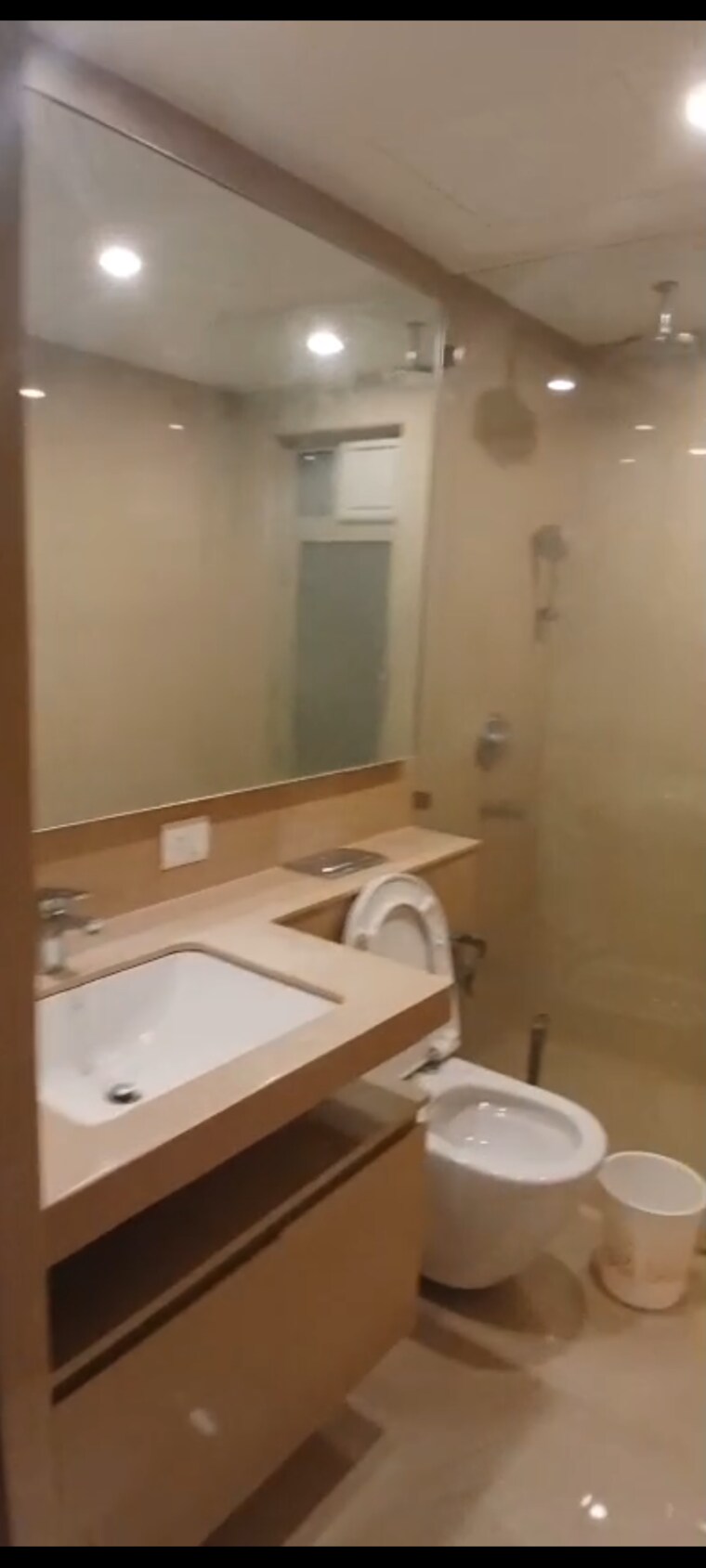 Bathroom, hiranandani estate 3 Bedroom 1400 Sq.Ft. Apartment In Hiranandani Estate Thane 9620590