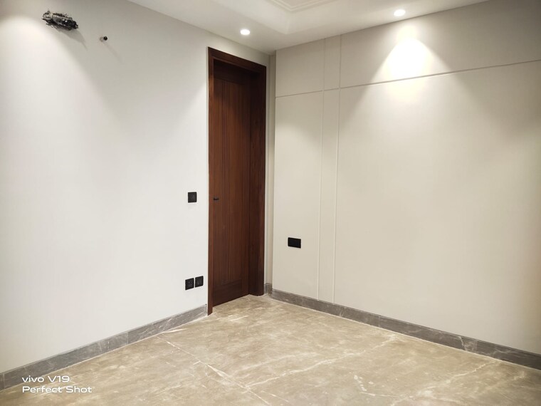 Room, boutique-residential-apartments-e-335 3 Bedroom 1125 Sq.Ft. Builder Floor In East Of Kailash Delhi 9620659