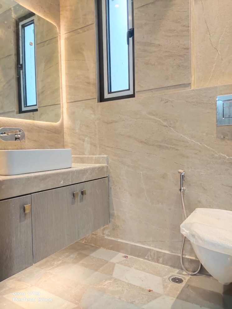 Attached Bathroom, boutique-residential-apartments-e-335 3 Bedroom 1125 Sq.Ft. Builder Floor In East Of Kailash Delhi 9620659