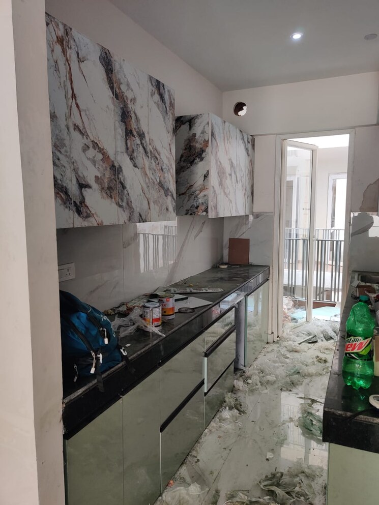 Kitchen, smart-world-gems 2.5 Bedroom 1107 Sq.Ft. Builder Floor In Sector 89 Gurgaon 9620653