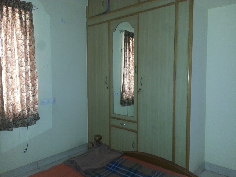 Room, vasanth nagar 2 Bedroom 759 Sq.Ft. Independent House In Vasanth Nagar Bangalore 9620591