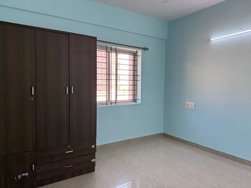 Room in 3 BHK Apartment at SSD Pranav, Singasandra – for Rent