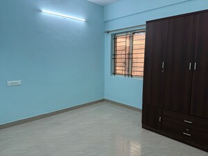 Room in 3 BHK Apartment at SSD Pranav, Singasandra – for Rent