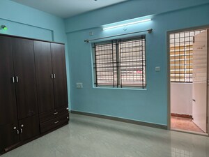 Room in 3 BHK Apartment at SSD Pranav, Singasandra – for Rent