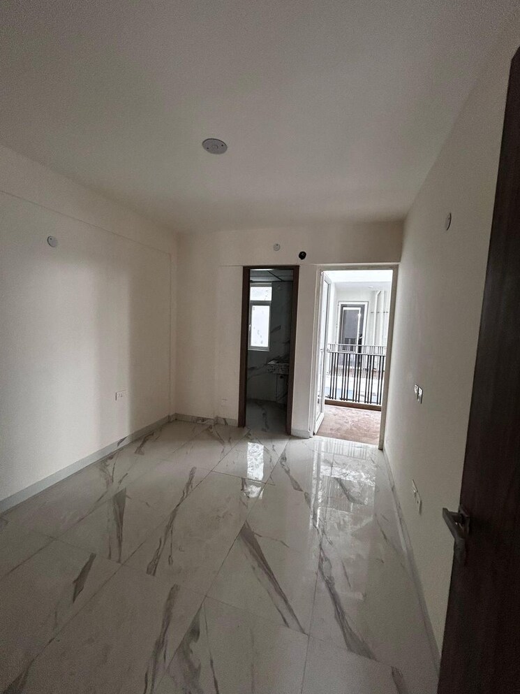 Room, smart-world-gems 2.5 Bedroom 1109 Sq.Ft. Builder Floor In Sector 89 Gurgaon 9620707