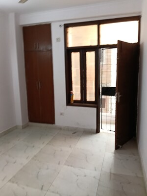 Room in 2 BHK Builder Floor at Indira Vihar – for Rent
