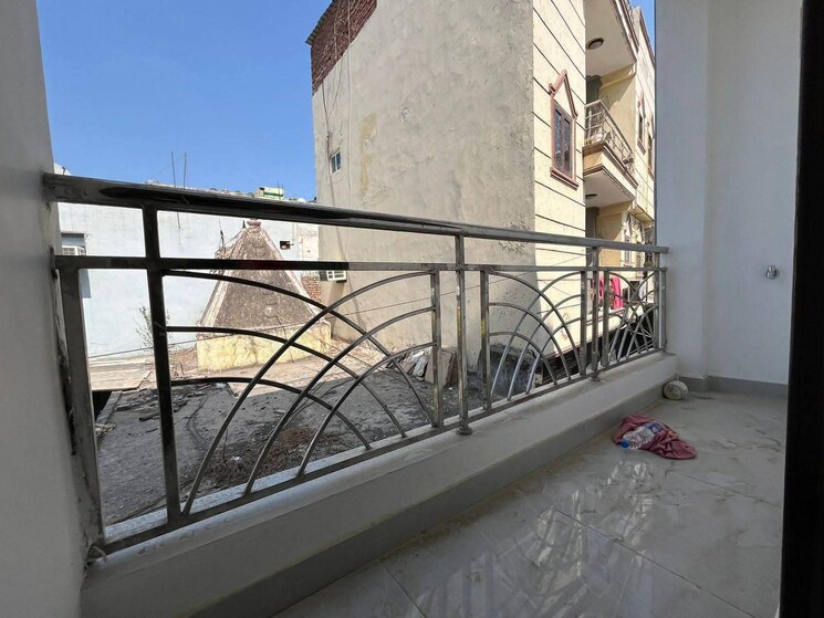 Balcony, saket 2 Bedroom 1000 Sq.Ft. Apartment In Saket Delhi 9620814