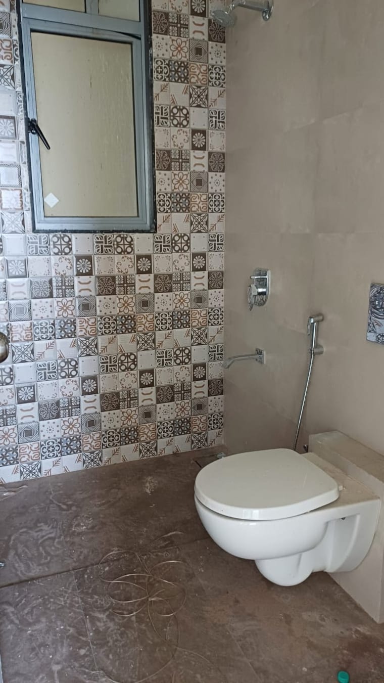 Attached Bathroom, triumph-swastik 2 Bedroom 675 Sq.Ft. Apartment In Malad West Mumbai 9620744