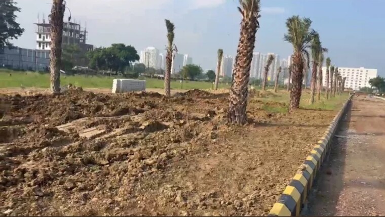 undefined, jainx-cyber-city Commercial Land 160 Sq.Yd. In Knowledge Park V Greater Noida Greater Noida 9620792