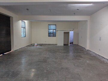  Warehouse For Rent in Sector 63