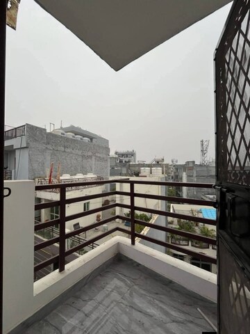 Balcony in 1 BHK Builder Floor at Saket – for Rent