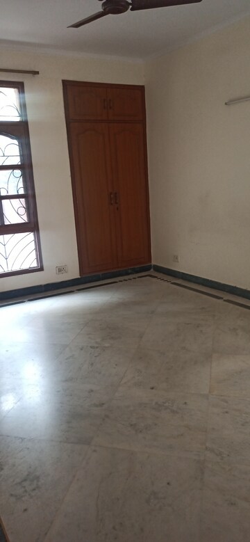 3 BHK Apartment For Rent in Sanskriti Apartments Gurgaon, Sector 43