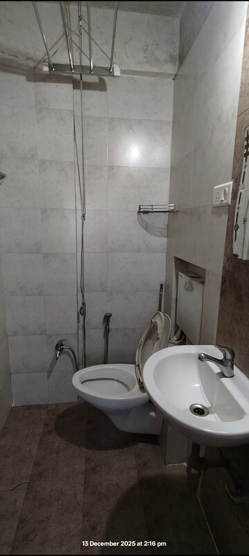 Bathroom in 1 BHK Apartment at Bhandup East – for Rent