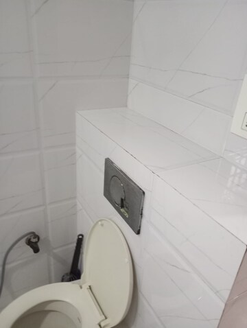 Attached Bathroom in 2.5 BHK Apartment at Jm Orchid, Sector 76 – for Rent