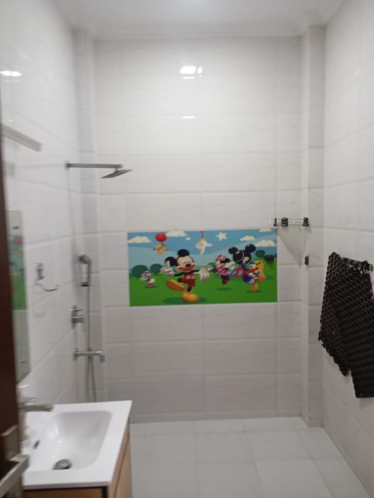 Bathroom, jm-orchid 2.5 Bedroom 1150 Sq.Ft. Apartment In Sector 76 Noida 9620855