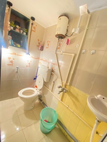 Attached Bathroom in 1 RK Apartment at Shantiniketan CHS Versova, Versova – for Rent
