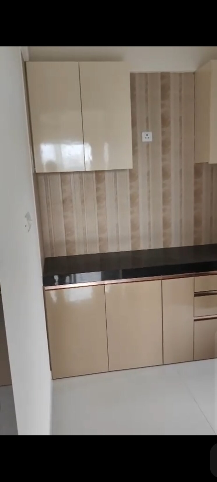 Kitchen, sheth-zuri 2 Bedroom 720 Sq.Ft. Apartment In Laxmi Nagar Thane 9621032