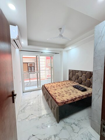 Bedroom in 2 BHK Builder Floor at Saket – for Rent