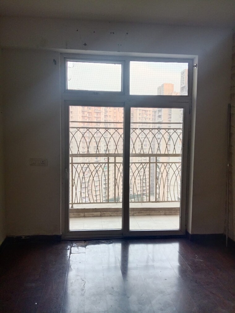 Room, mahagun-mywoods 3 Bedroom 1370 Sq.Ft. Apartment In Sector 16c Greater Noida Greater Noida 9621016