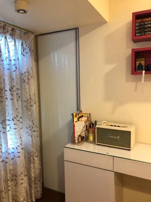 Furnished Amenities in 3 BHK Apartment at Worli – for Sale