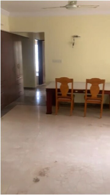 Room in 3 BHK Apartment at Kukreja Golf Scappe, Chembur – for Rent