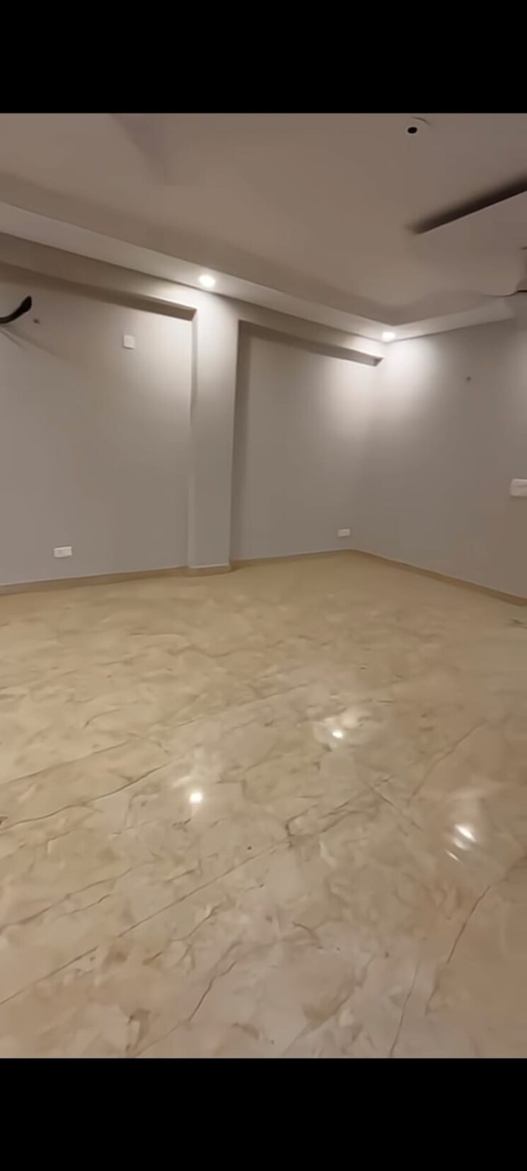 Room, saket 3 Bedroom 1200 Sq.Ft. Builder Floor In Saket Delhi 9621287