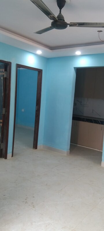 Room in 2 BHK Builder Floor at Mehrauli – for Rent