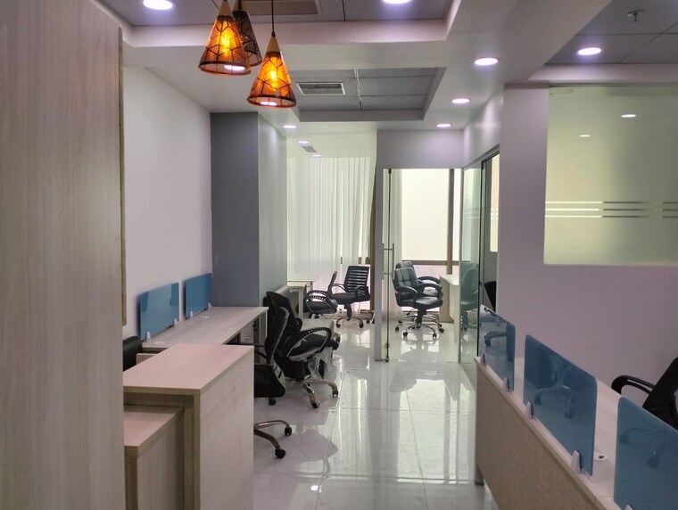 Team Area, sector 16 Commercial Office Space 879 Sq.Ft. In Sector 16 Noida 9621362