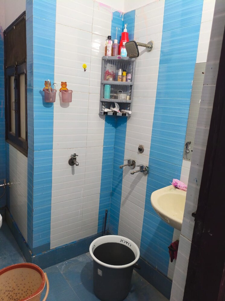 Bathroom, rwa-apartments-sector-19 1 RK 450 Sq.Ft. Apartment In Sector 19 Noida 9621544