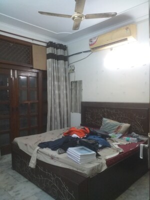 Bedroom in 3 BHK Builder Floor at New Rajinder Nagar – for Rent