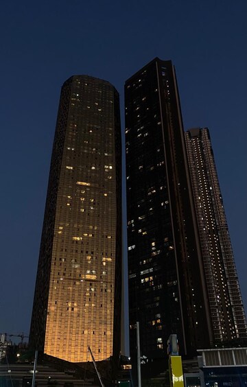 3 BHK Apartment – Exterior View View at Lodha Trump Tower, Worli - for Sale