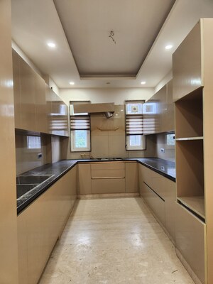 Kitchen in 4 BHK Builder Floor at Palam Vihar Residents Association, Palam Vihar – for Rent