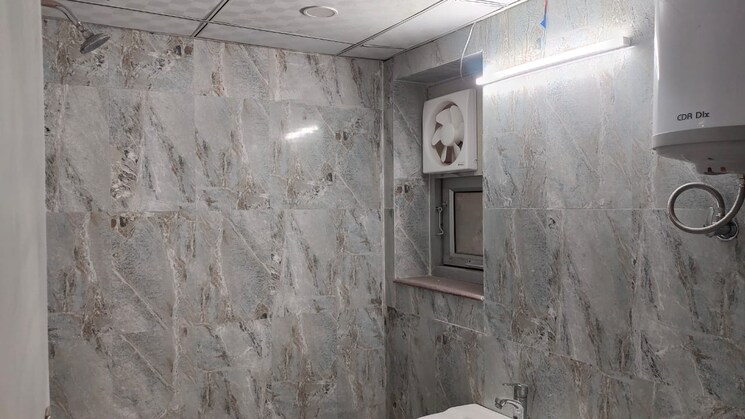 Bathroom, sector 19b dwarka 4 Bedroom 2200 Sq.Ft. Apartment In Sector 19b Dwarka Delhi 9620938