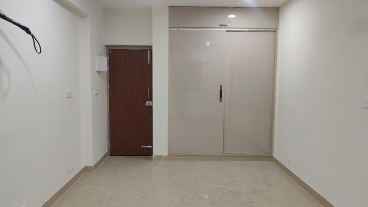 Room, sector 19b dwarka 4 Bedroom 2200 Sq.Ft. Apartment In Sector 19b Dwarka Delhi 9620938