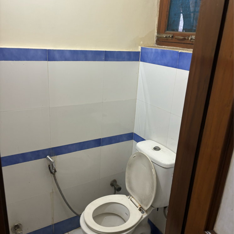 Bathroom, rwa-metro-apartments 1 Bedroom 550 Sq.Ft. Apartment In Sector 52 Noida 9621685