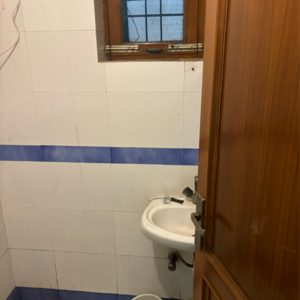 Bathroom in 1 BHK Apartment at RWA Metro Apartments, Sector 52 – for Sale