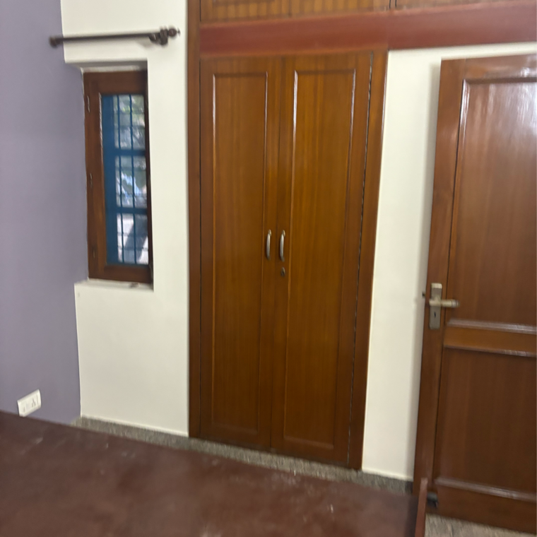 Room, rwa-metro-apartments 1 Bedroom 550 Sq.Ft. Apartment In Sector 52 Noida 9621685
